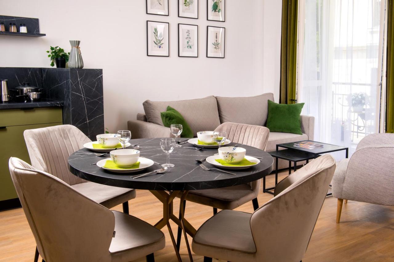 Superior Apartment