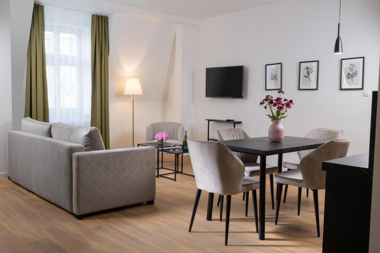 Superior Apartment