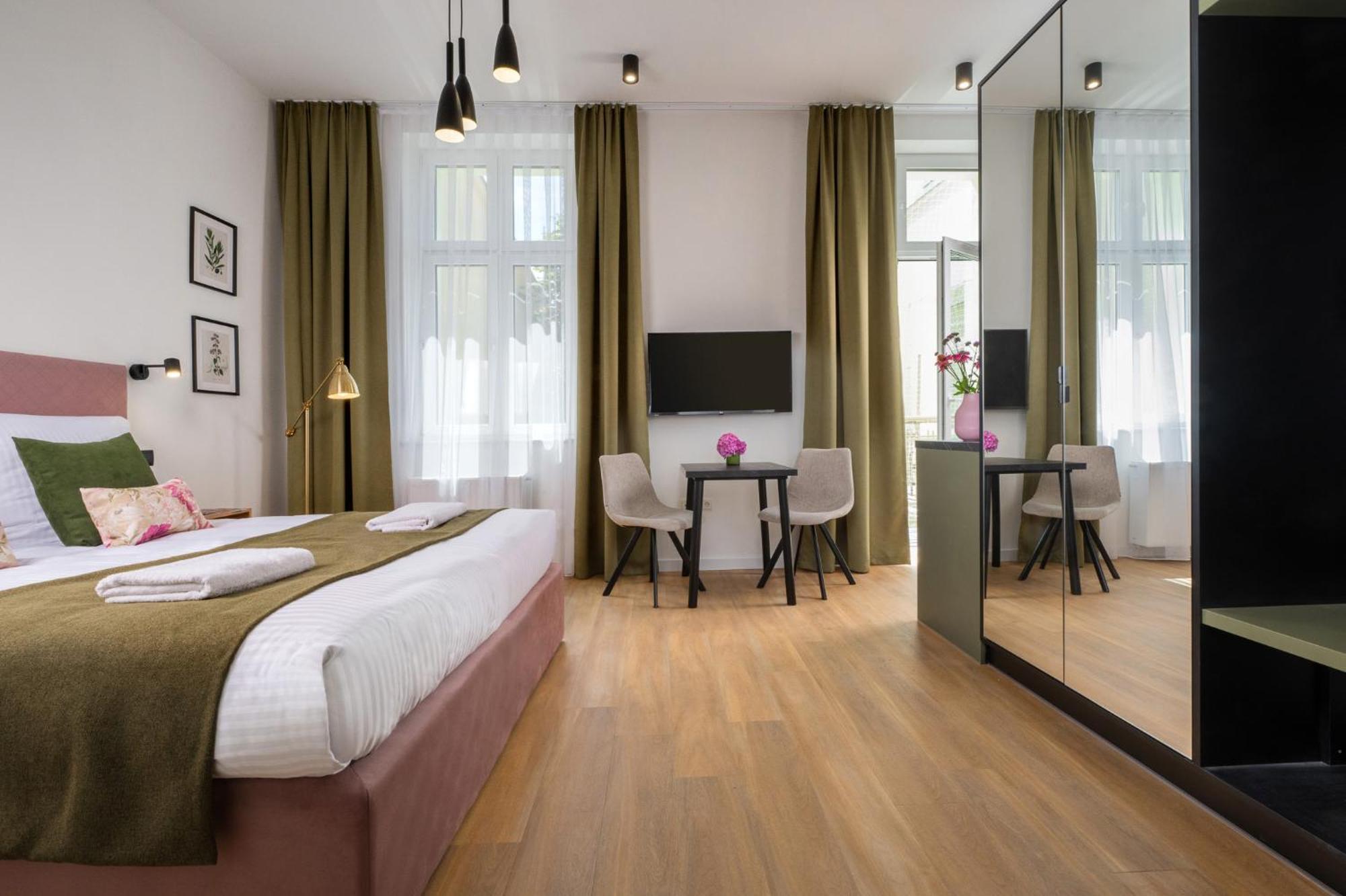 Premium Apartment